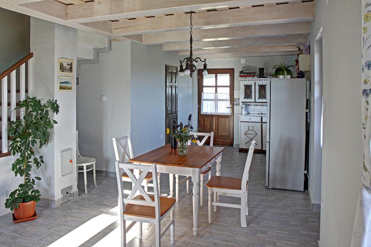 فيلا Casa Beata Lesencetomaj المظهر الخارجي الصورة