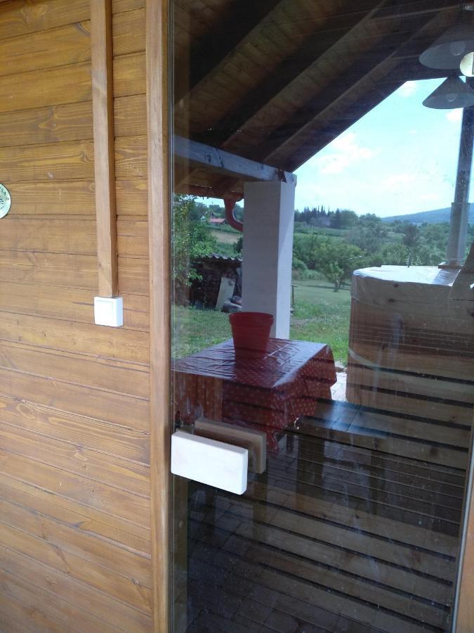 فيلا Casa Beata Lesencetomaj المظهر الخارجي الصورة